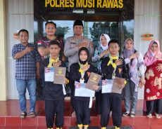 Tim Pencak Silat HIMSSI GP Polres Mura dibawah binaan Dewan Kapolres Berhasil Membawa Tiga Medali Emas