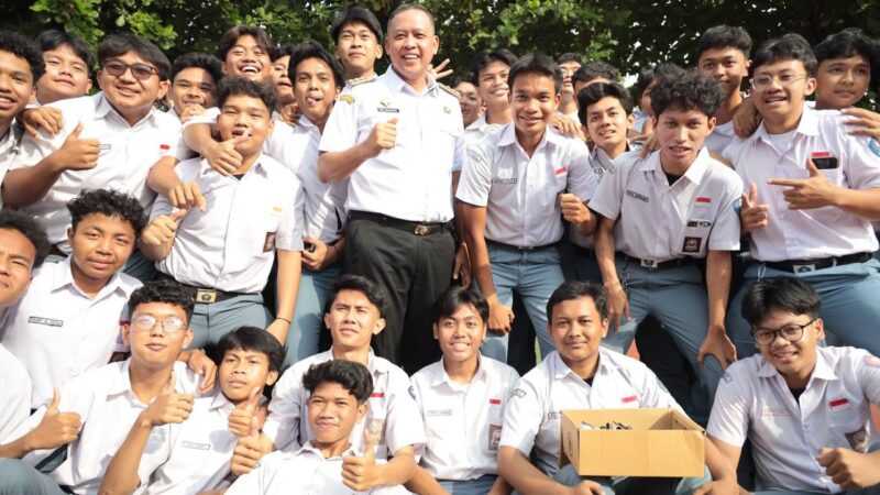Jam Masuk Sekolah Kembali ke Pukul 07.00, Wali Kota Bekasi: Kita Sesuaikan dengan Kondisi Nyata di Lapangan