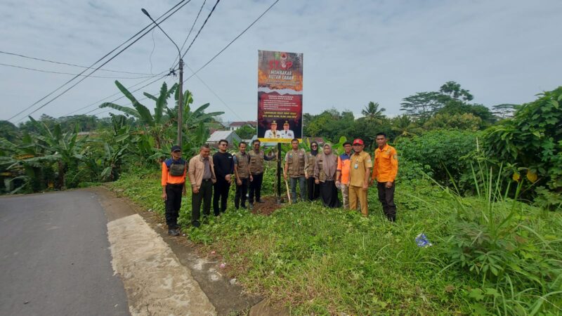Kolaborasi antara Bhabinkamtibmas Polres Lubuklinggau, BPD, dan Damkar sinergi yang kuat dalam menjaga lingkungan dan keselamatan masyarakat.