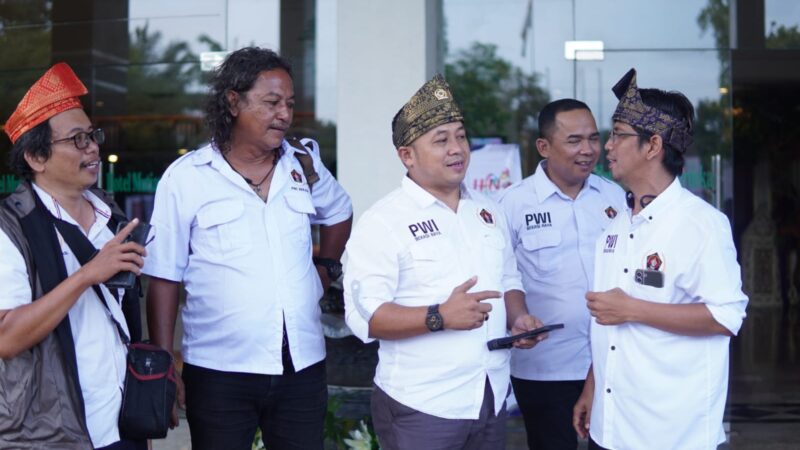 Ketua PWI Bekasi raya kecewa Cara Penyampaian Surat atau undangan acara konsultasi publik dari Pemkot Bekasi