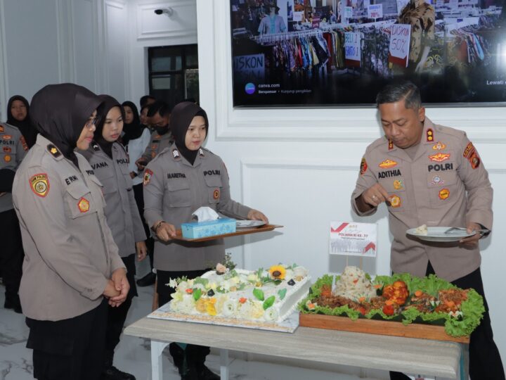 Polres Lubuklinggau Rayakan HUT Polwan ke -77 , Berjalan Dengan Khidmat
