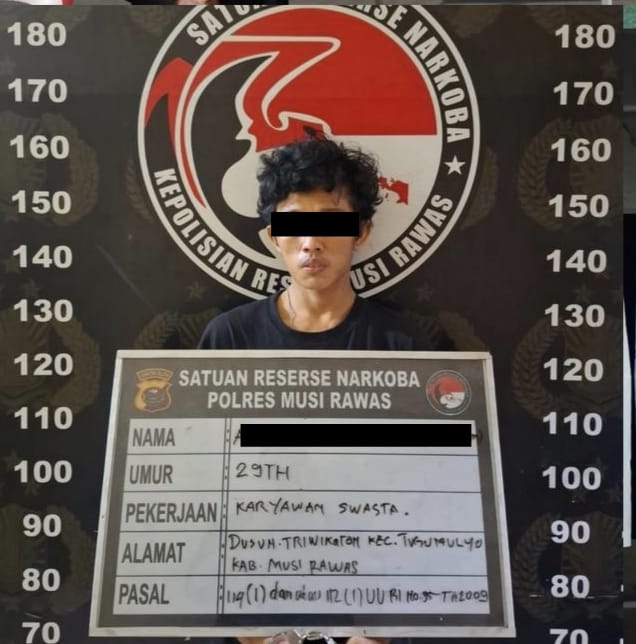 Diduga Kepergok Lagi Timbang Sabu, AP di Gerbek Tim “Eagle” Satresnarkoba Polres Musi Rawas 