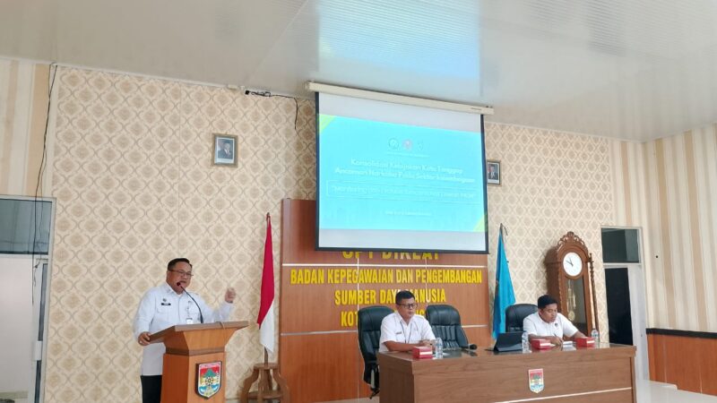 KBO Sat Binmas IPTU Darsi Afran Bersama KBO Sat Res Narkoba IPDA Muhammad Deden Aguma menghadiri Konsolidasi Kebijakan Kota Tanggap Ancaman Narkoba 