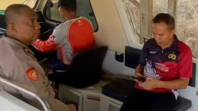 Polsek Muara Lakitan Polres Musi Rawas Sigap Lakukan Pencarian Korban Diduga Tenggelam di Sungai Musi 