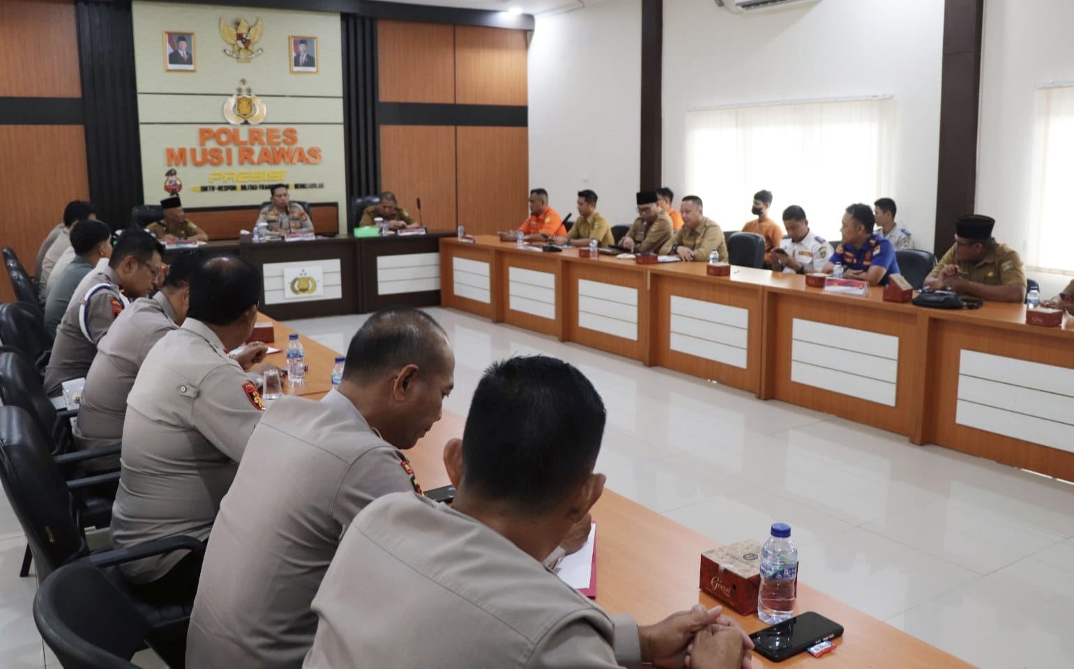 Mitigasi Bencana saat Cuaca Ekstrem, Polres Musi Rawas Bersama Pemkab Musi Rawas Gelar Rapat Koordinasi Lintas Sektoral.