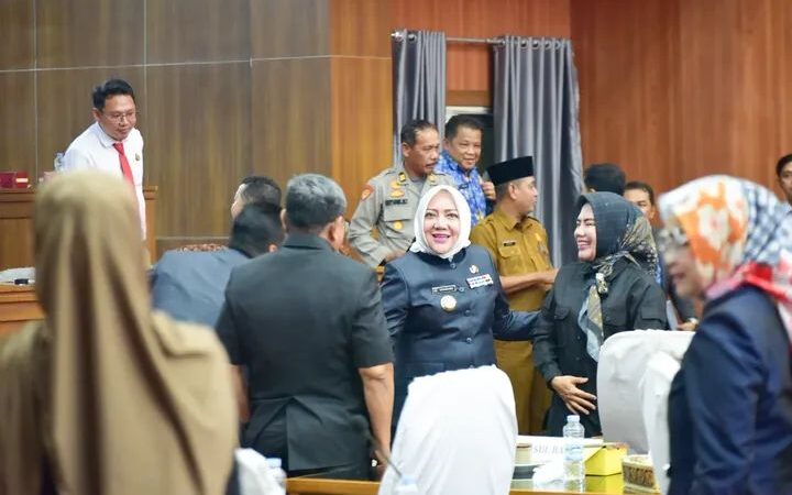 Bupati Musi Rawas Hadiri Paripurna DPRD Rangka Mendengarkan Penyampaian Terhadap Lima Raperda