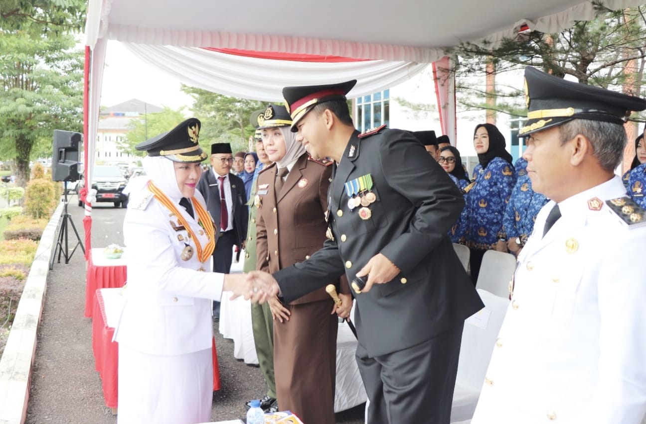 Hadiri Upacara Peringatan Hari Pahlawan, Kapolres Musi Rawas : Jadikan Momentum Semangat Nasionalisme, Persatuan dan Pengabdian Bangsa