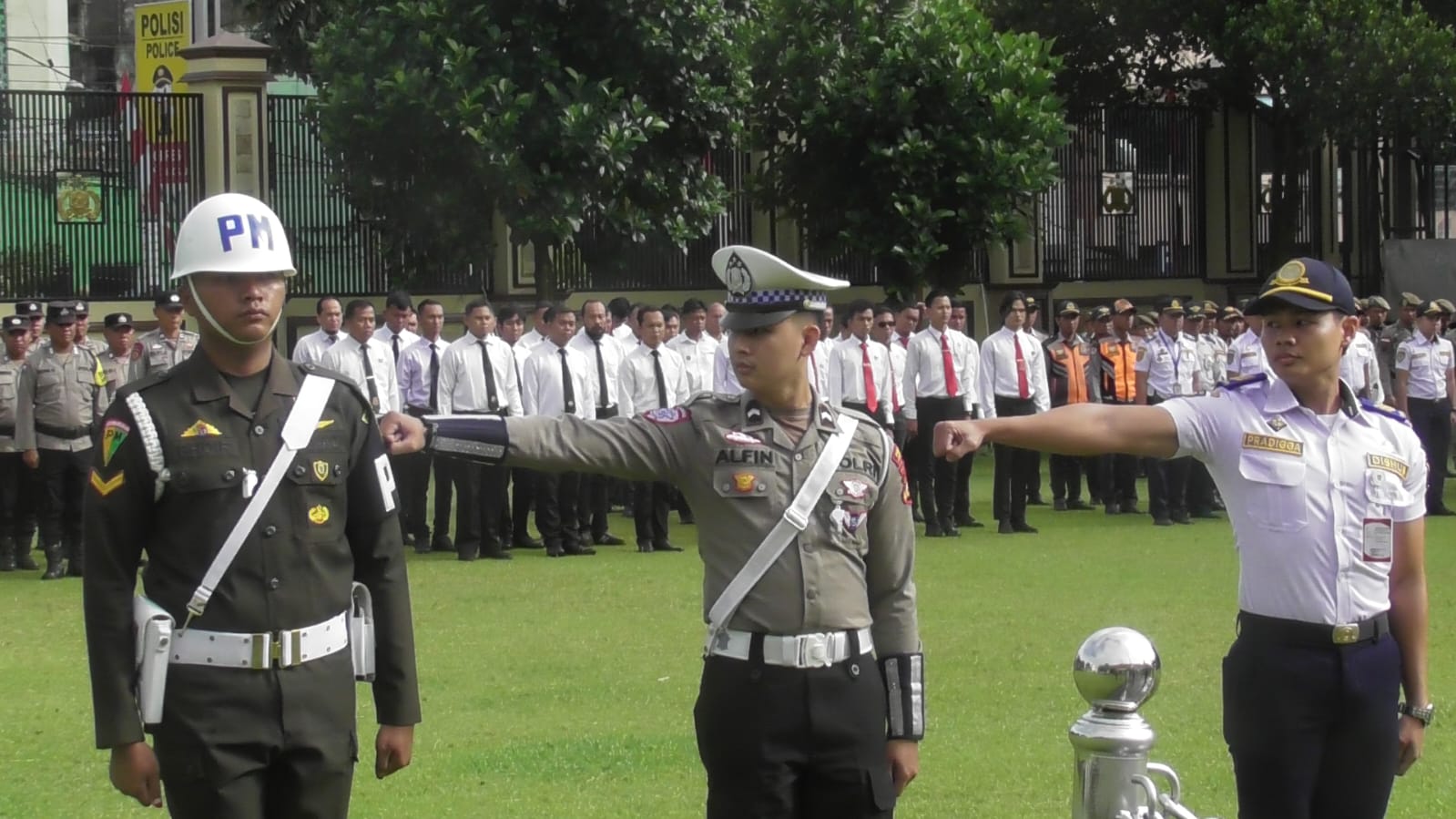 Polres Lubuk Linggau menggelar Apel Gelar Pasukan Operasi Zebra Musi 2025