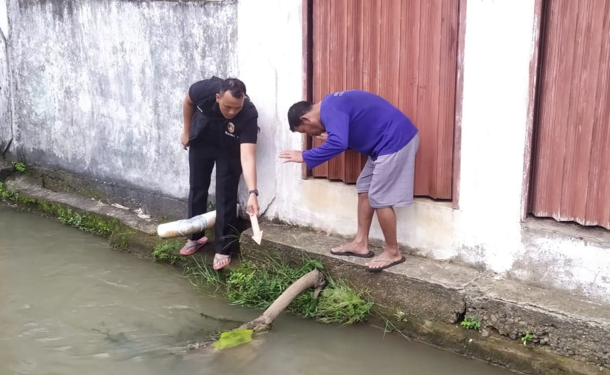 Diduga Sakit Diderita Kambuh, Tim Indentifikasi Polres Musi Rawas dan Polsek Muara Beliti Sigap Evakuasi Korban Tenggelam di Irigasi Desa Tanah Periuk