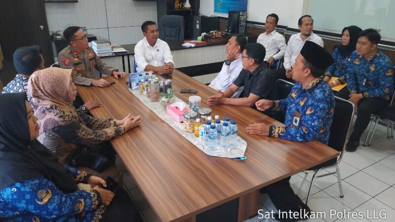 Kroscek dan Pemutakhiran Data Pemilih, Khususnya mengenai Data Peralihan Penduduk dari Sipil ke Anggota Polri, Polres Lubuk Linggau Koordinasi Dengan Pihak KPU 