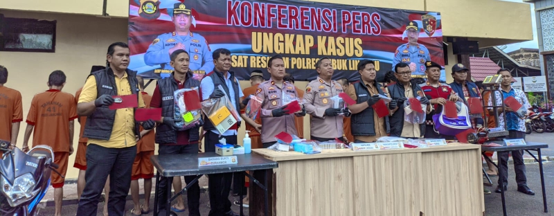 Dalam Satu Bulan Terakhir Polres Lubuk Linggau Bersama Jajaran, Ungkap 45 Kasus Dan Salah Tersangka Ada Yang Berulang Melakukan 8 TKP Berbeda 