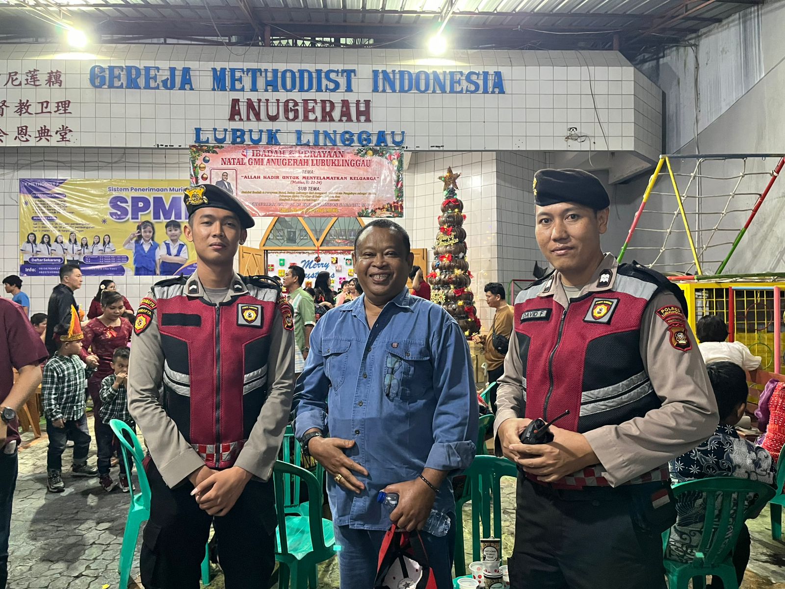Guna Memberikan Rasa Aman dan Kenyamanan Bagi Umat Kristiani Ibadah Natal, Polres Lubuk Linggau Lakukan Pengamanan Terpadu 