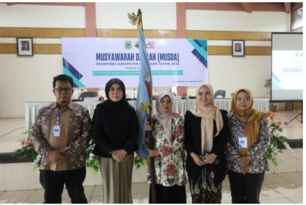 Dra Hj Tuti Rusilawati Terpilih Aklamasi Ketua Dekopinda Kuningan 2026_2031