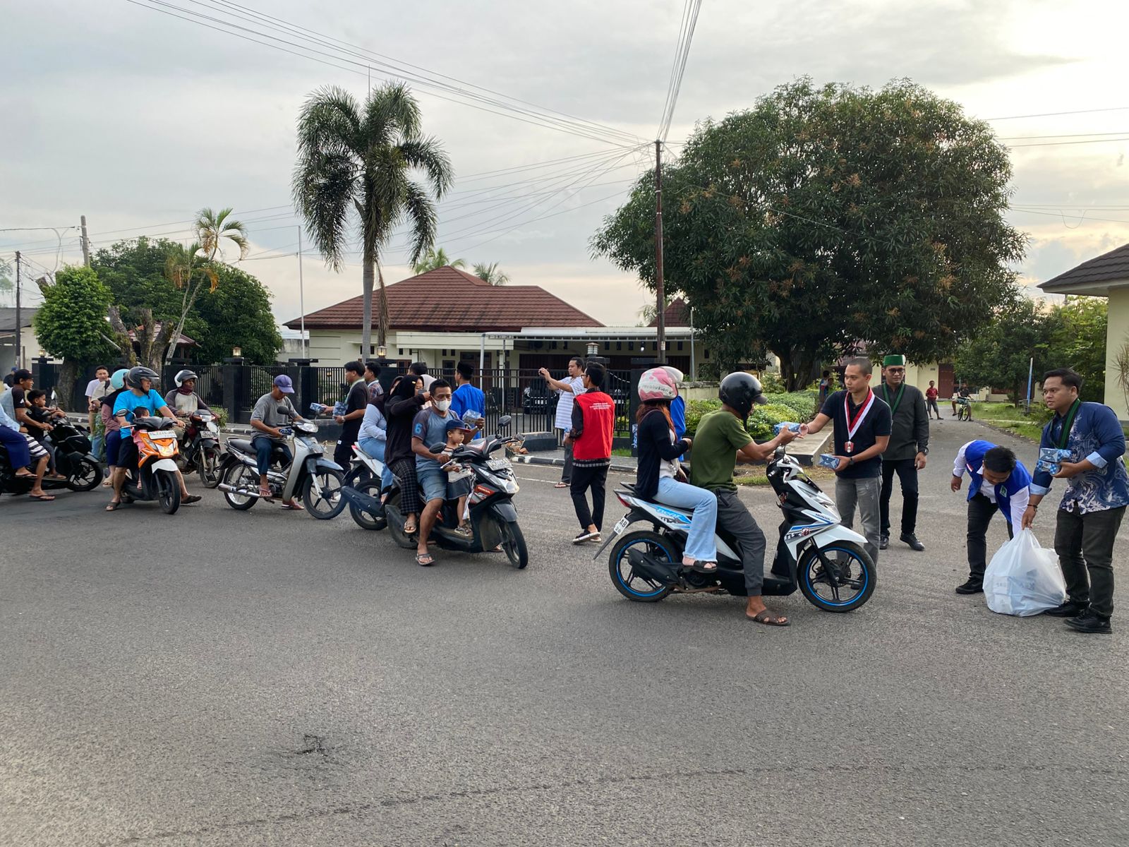 Kolaborasikan Aksi Sosial dan dialog Polsek Lubuklinggau Timur Bersama Organisasi Kemasyarakatan Pemuda 