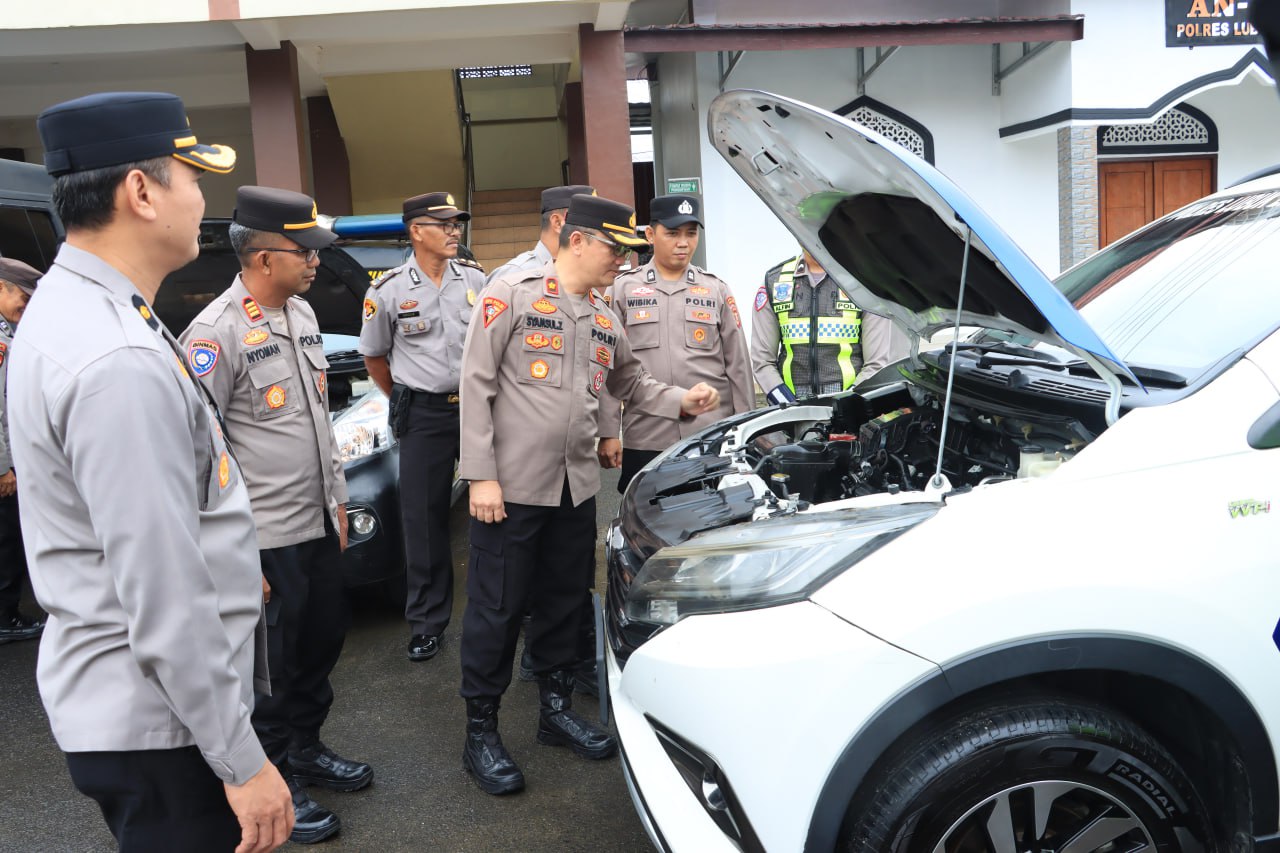 Polres Lubuk Linggau Melaksanakan Kegiatan Pengawasan/Pemeriksaan Senjata Api (Senpi) dan kendaraan Dinas 