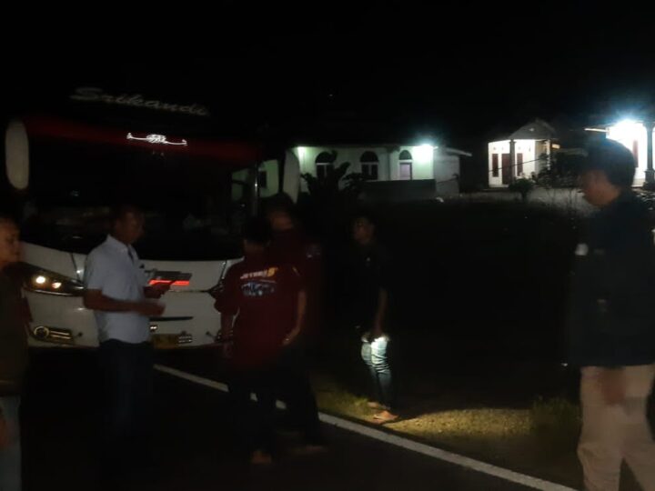 Kapolres Musi Rawas Instruksikan Pelayanan Maksimal, Kapolsek STL Ulu Terawas Cek Bus Rusak di Jalinsum