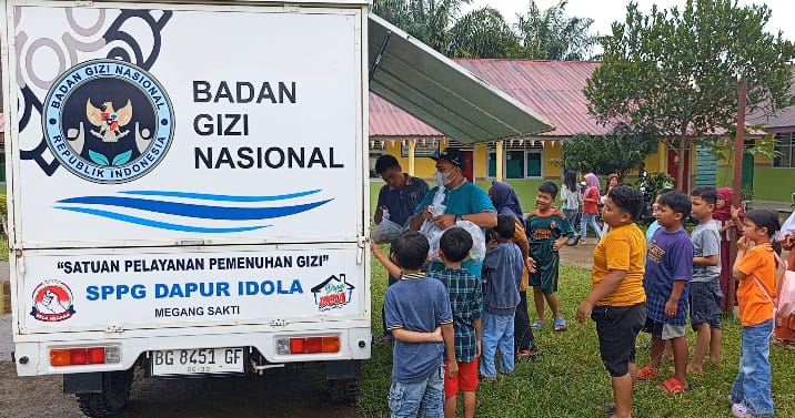 Distribusi MBG Dari SPPG Megang Sakti Terlambat, Orang Tua Mengeluh Dan Anak Sekolah Banyak Pulang