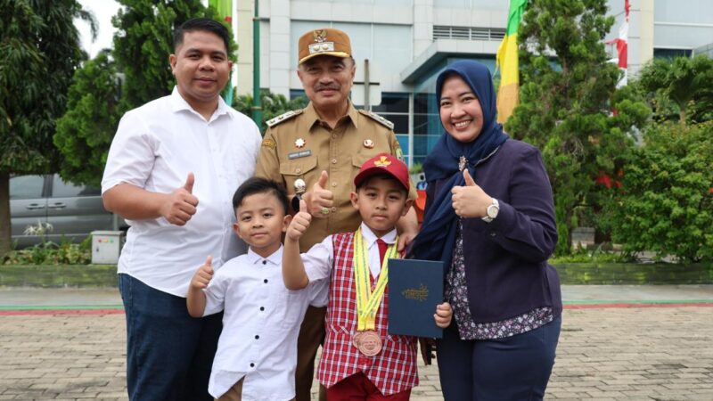 Dua Siswa Bekasi Ukir Prestasi Dikancah Internasional, Wawali Harris Bobihoe Apresiasi Tinggi Prestasi Siswa