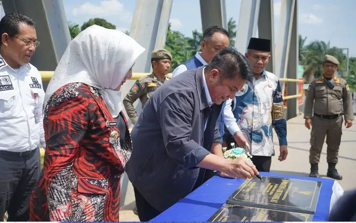 Bupati Menyebutkan, Jembatan yang Diresmikan di wilayah Kabupaten Musi Rawas Jembatan Air Tambangan, Benakat, Siamang, dan Temelat