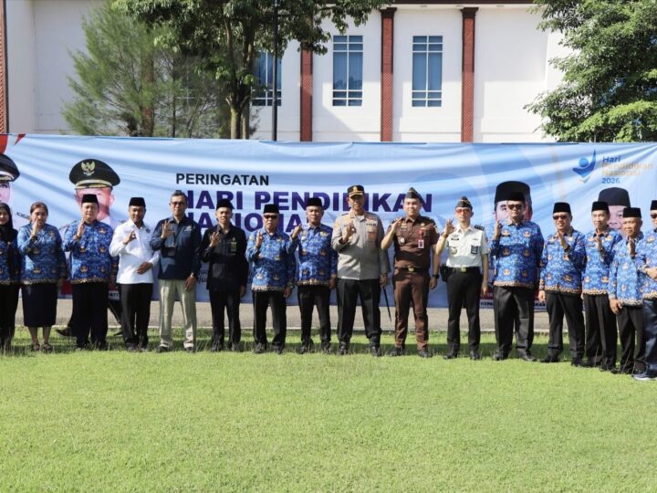 Polri Dukung Dunia Pendidikan, Kapolres Musi Rawas Ikuti Upacara Peringatan Hardiknas 2026