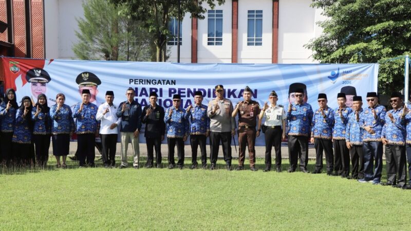 Polri Dukung Dunia Pendidikan, Kapolres Musi Rawas Ikuti Upacara Peringatan Hardiknas 2026