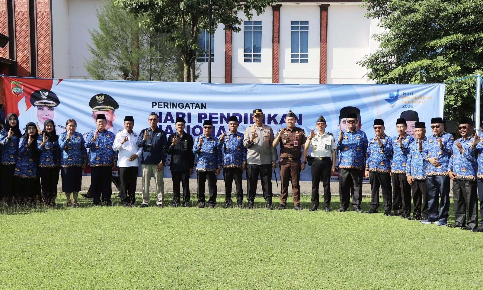 Polri Dukung Dunia Pendidikan, Kapolres Musi Rawas Ikuti Upacara Peringatan Hardiknas 2026
