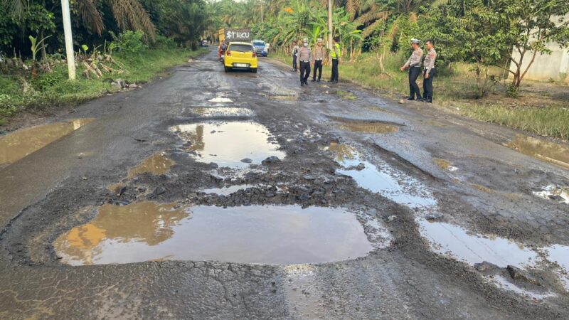 Pastikan Kondisi Jalan Nasional di Kabupaten Musi Rawas, Polres Musi Rawas Bersama Ditlantas Polda Sumsel Lakukan Survei Jalan 