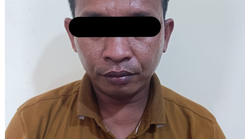 RA(33) Warga Kelurahan Megang Ditangkap Unit Reskrim Polsek Utara l, Diduga Curi Tas Berisi Tiga Buah Hp Milik Pengunjung Kafe Melodi