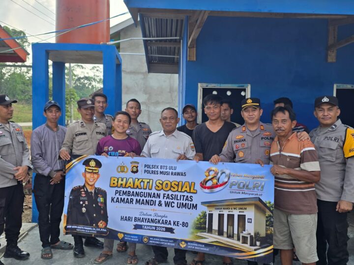 Menabur Bakti Menyemai Sehat: Sentuhan Humanis Polres Musi Rawas Hadirkan Sanitasi Layak di Bangun Jaya