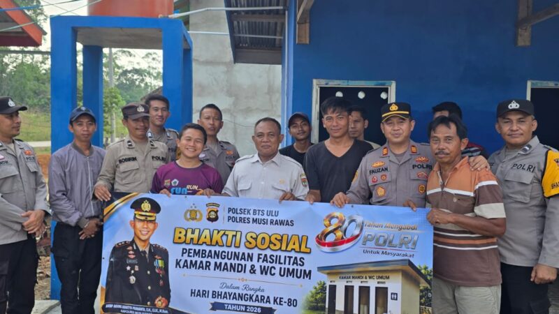 Menabur Bakti Menyemai Sehat: Sentuhan Humanis Polres Musi Rawas Hadirkan Sanitasi Layak di Bangun Jaya