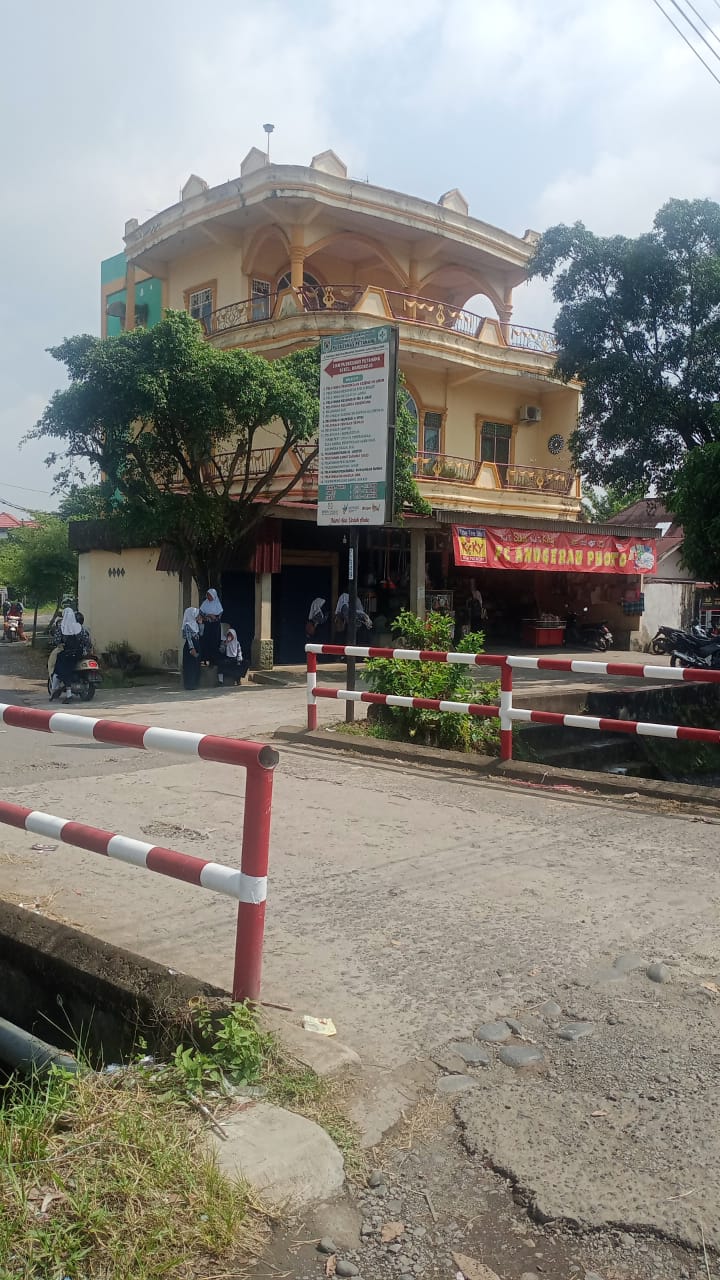 Wujud Nyata Bakti Polri, Polres Musi Rawas Hadirkan Wajah Baru Jembatan Merah Putih demi Kenyamanan Masyarakat