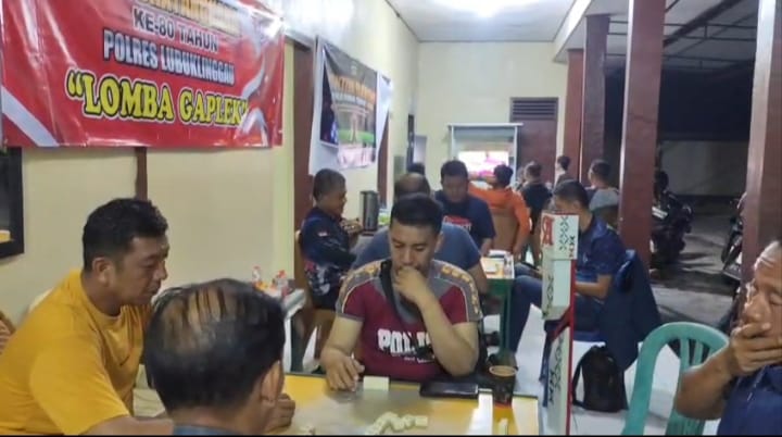 Polsek Lubuklinggau Timur Adakan Lomba Gaplek Bersama Masyarakat Sambut HUT Bhayangkara Ke-80 