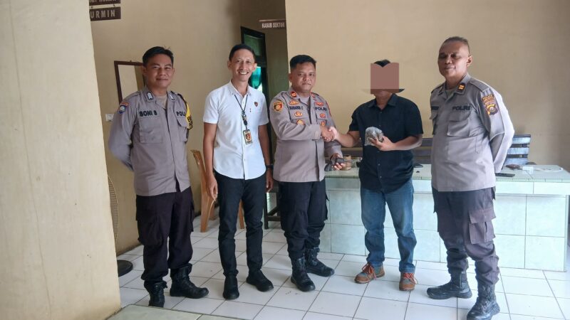 Pendekatan Persuasif dan Preventif, Polsek Lubuk Linggau Utara I Terima Warga Secara Sukarela Serahkan Senjata Api Rakitan Beserta Puluhan Butir Amunisi 