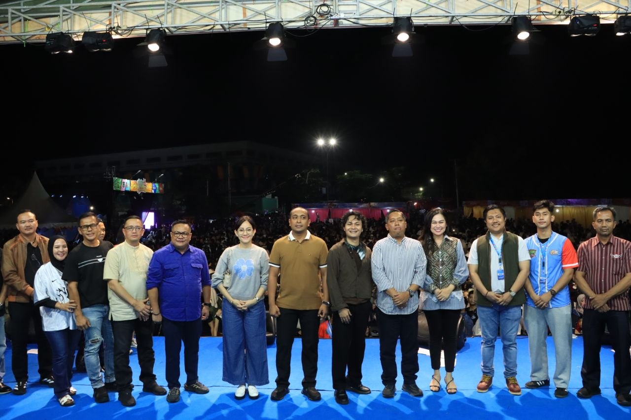 Penutupan Bhayangkara Expresia 2026 , Ribuan Masyarakat Padati TOM Kota Lubuklinggau 