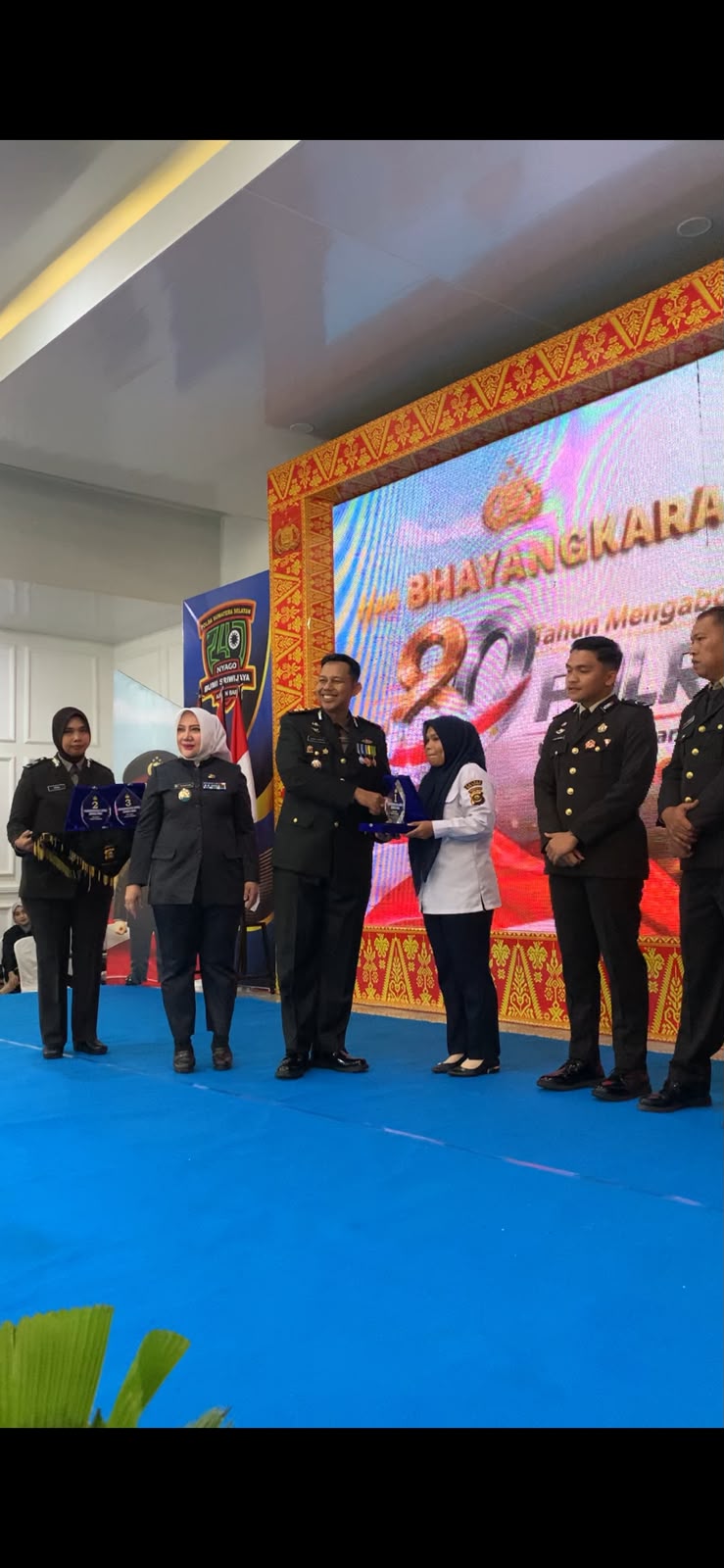 *ISMANIAR, S.Kom., Phl Bag SDM* dinobatkan sebagai Anggota Terfavorit di Polres Musi Rawas.