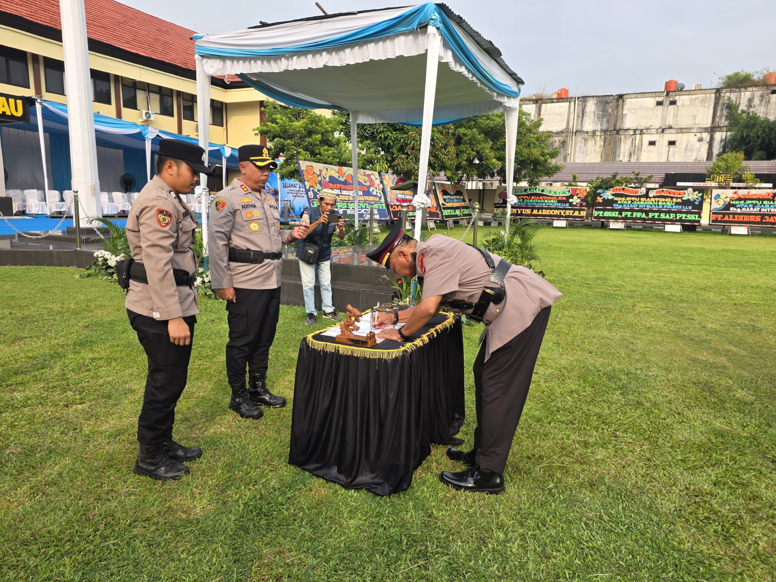 Polres Lubuklinggau Gelar Upacara Serah Terima Jabatan (Sertijab) Bagi Sejumlah Pejabat Utama (PJU) dan Kapolsek jajaran