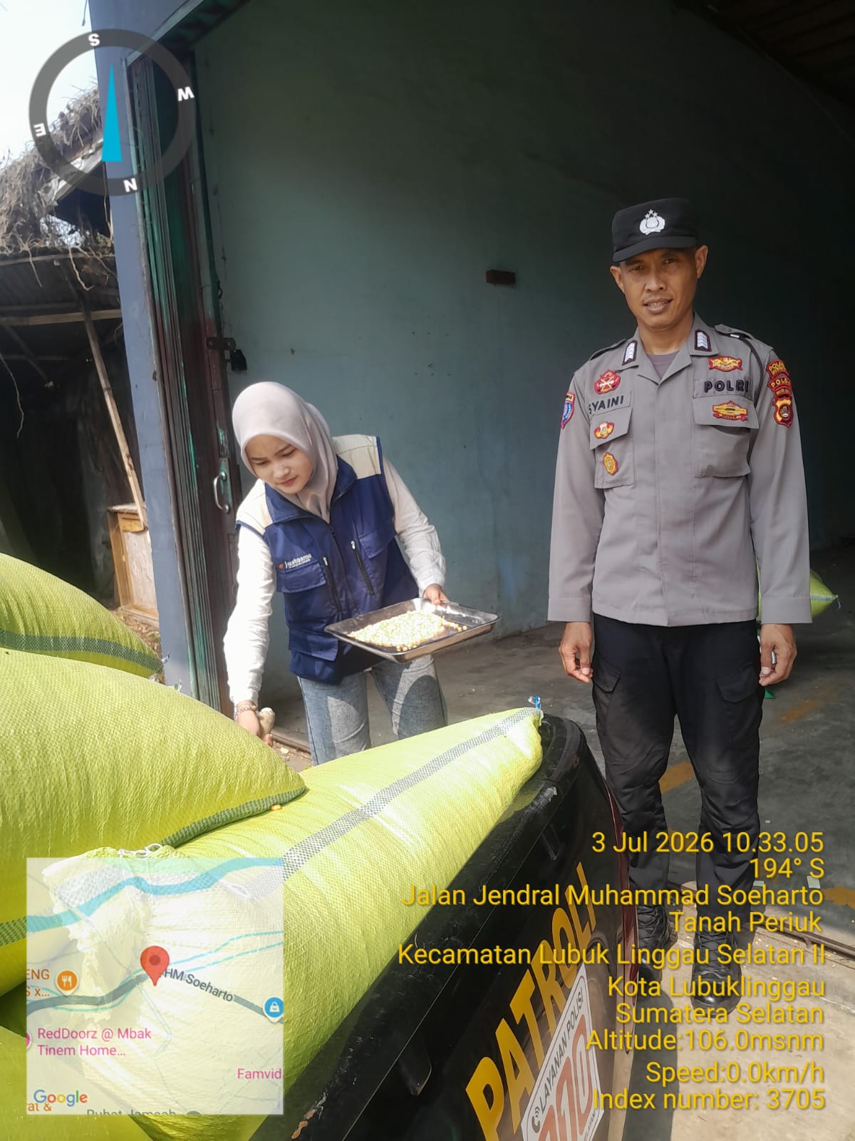 Dukung Ketahanan Pangan Nasional, Polsek Jayaloka Polres Musi Rawas Kawal Penyerapan Hasil Panen Jagung Petani ke Gudang Bulog