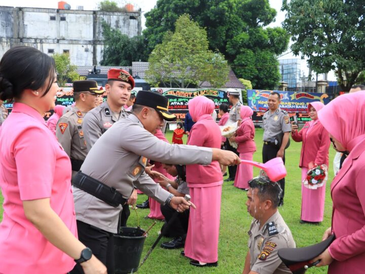 Polres Lubuk Linggau Gelar Upacara Kenaikan Pangkat Korps Raport 48 Personel