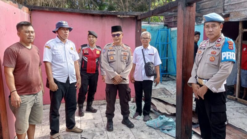 Polres Musi Rawas Peduli,Berbagi : Respon Cepat Ringankan Beban Korban Kebakaran di Kec. Jayaloka.